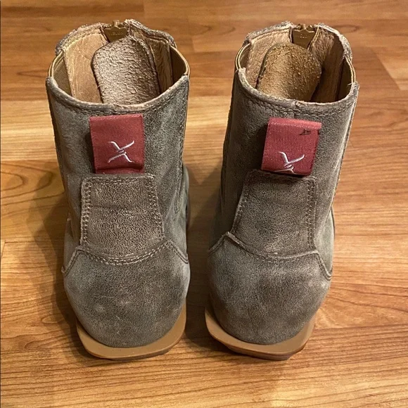 Women’s Distressed Leather ARIAT Boots 6B - Picture 4 of 5